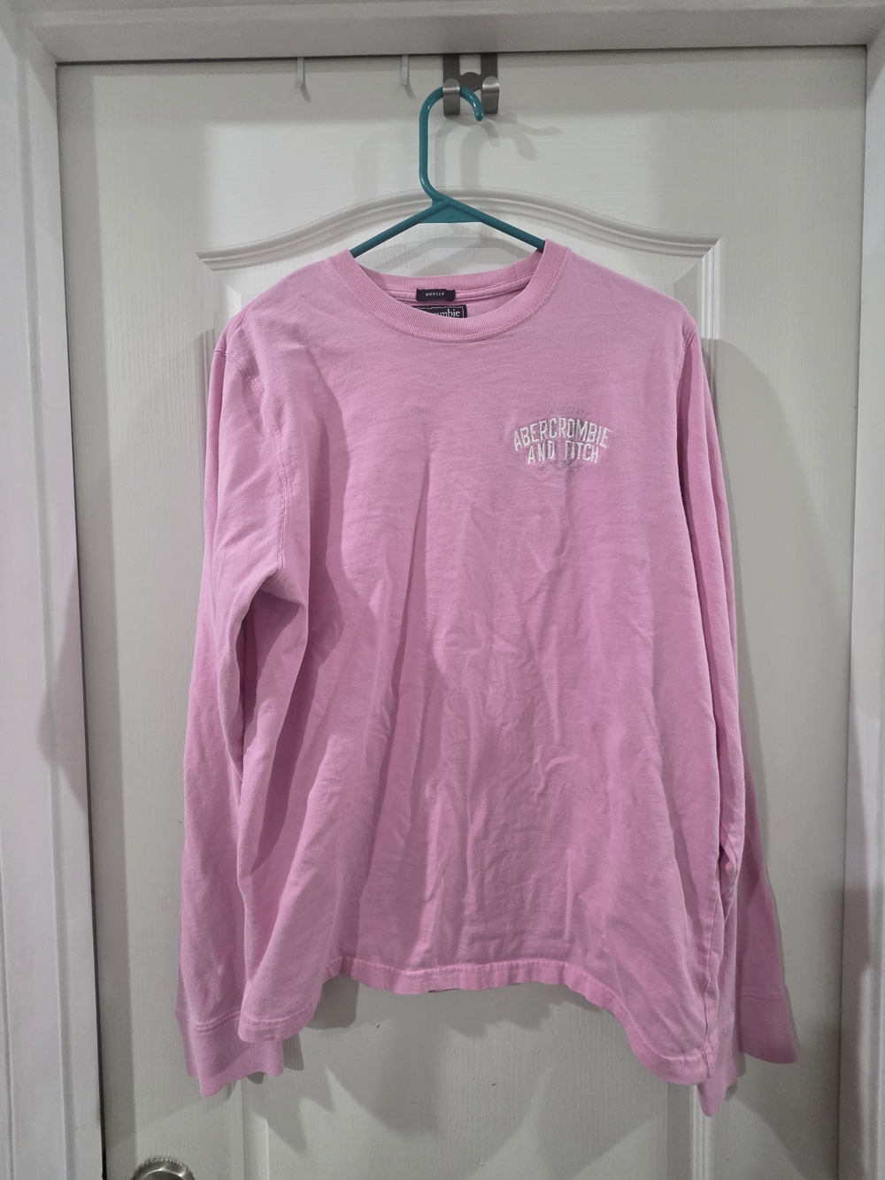 Vintage Abercrombie & Fitch Light Pink Long-Sleeve Crew Tee